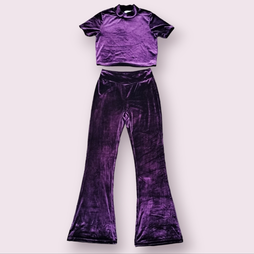 Arizona Velour Cropped Mock Neck & Flared Leg Pull On Pants Set